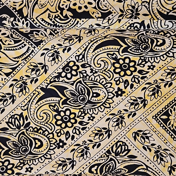 Lane Bryant NWT Navy and Yellow tank/workout top Size 18/20 - Picture 5 of 8